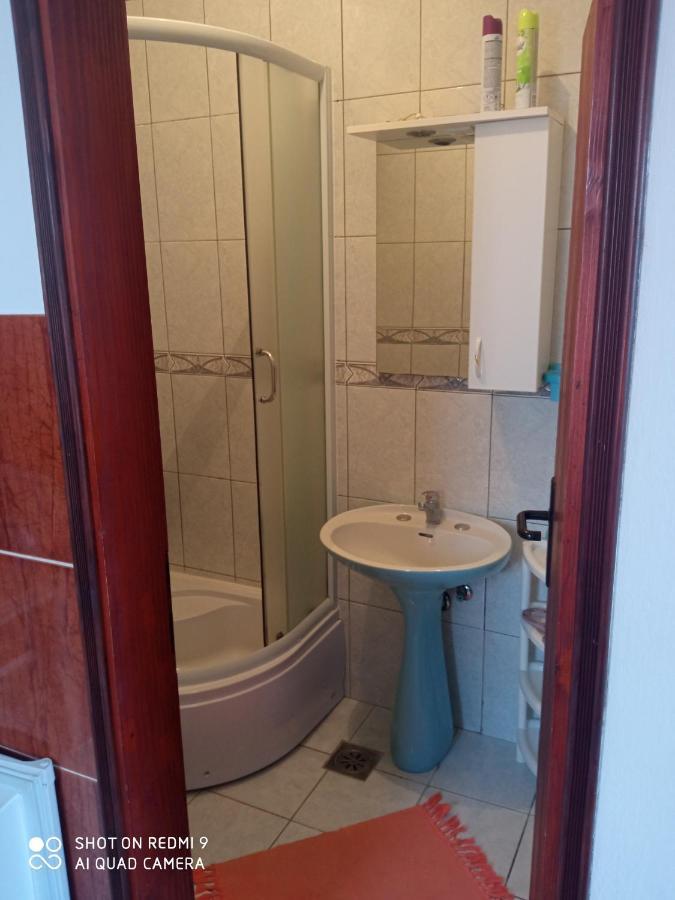 Apartments Petrovic Тиват Екстер'єр фото