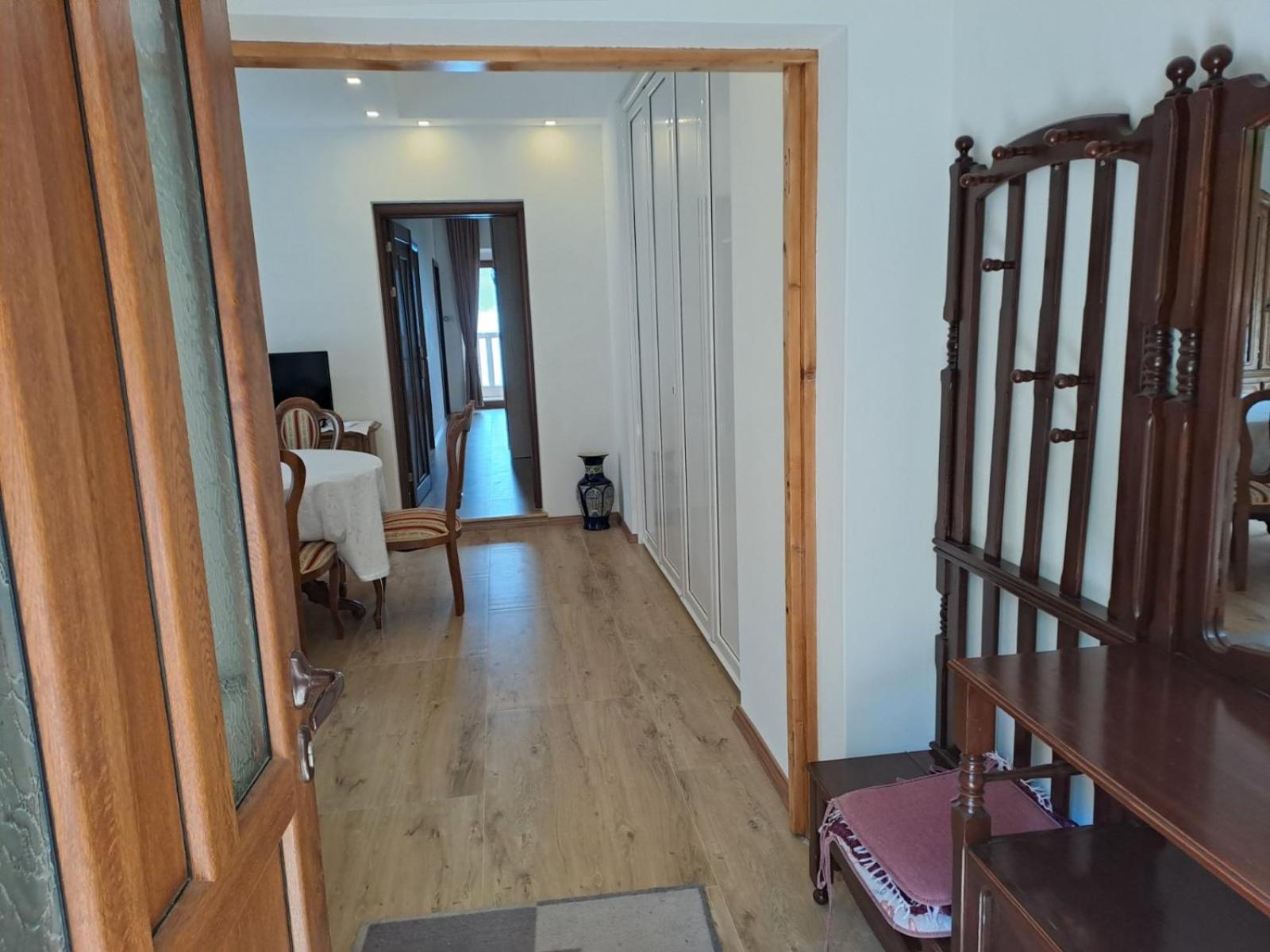 Apartments Petrovic Тиват Екстер'єр фото
